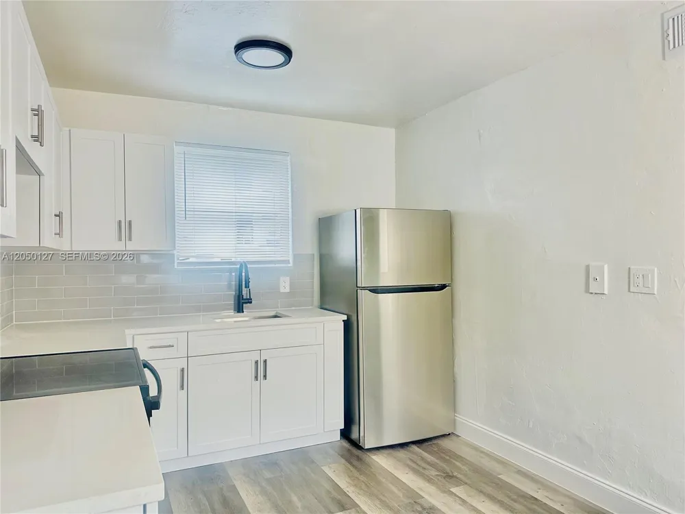 1545 NW 8th Ave #105 Miami, FL 33136