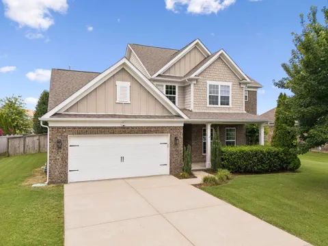 5008 Stately Dr
