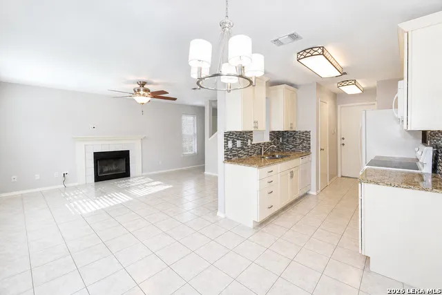 6022 Celtic San Antonio, TX 78240