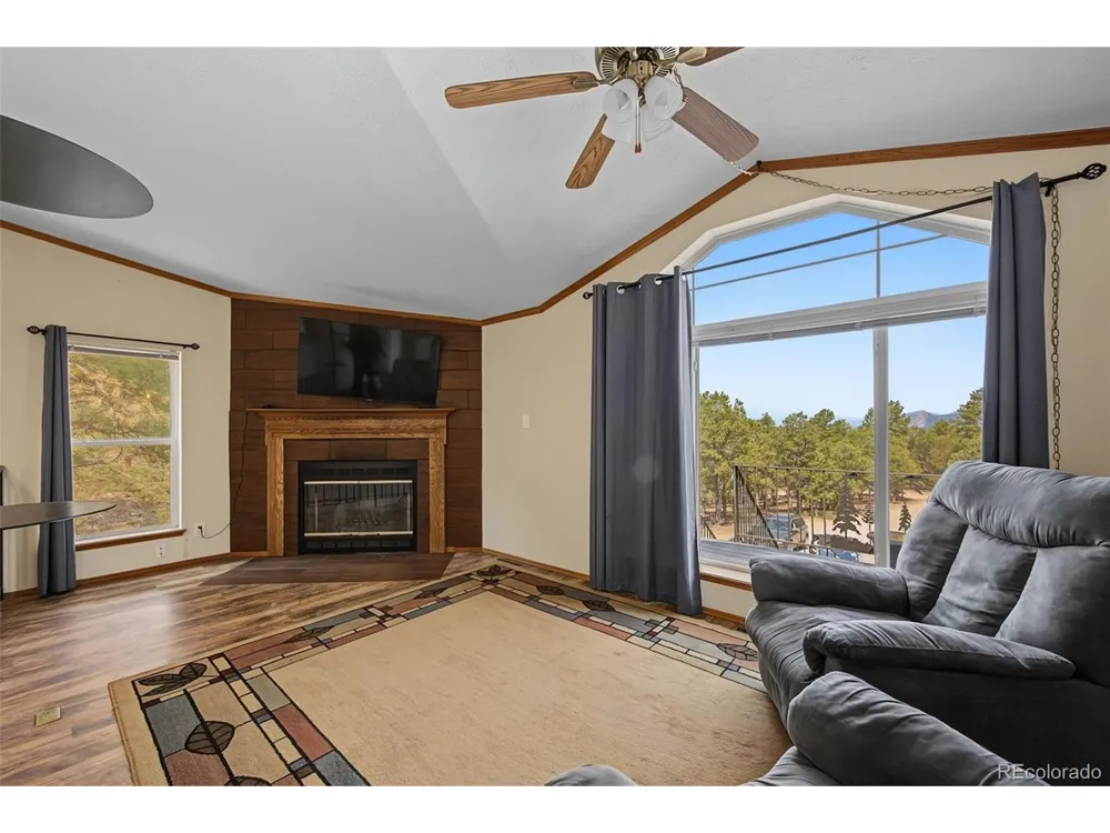 938 18th Trail Cotopaxi, CO 81223