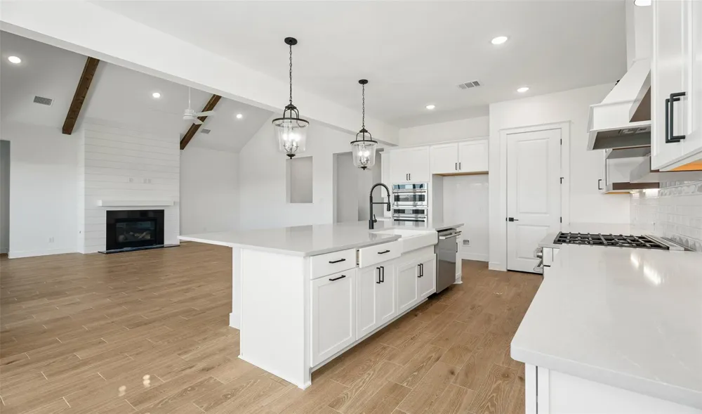 1818 S Wildflower Drive Deer Park, TX 77536