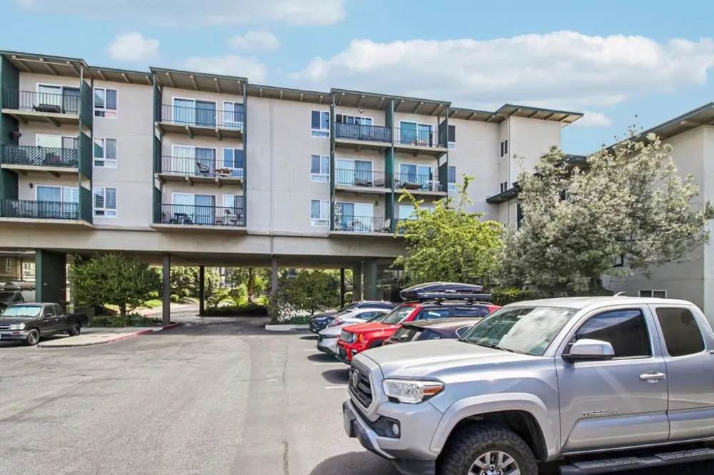 814 Delaware Street #504 San Mateo, CA 94401