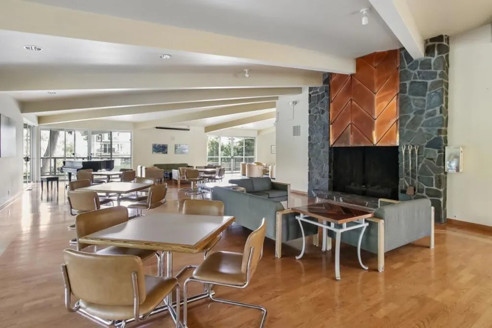814 Delaware Street #504 San Mateo, CA 94401