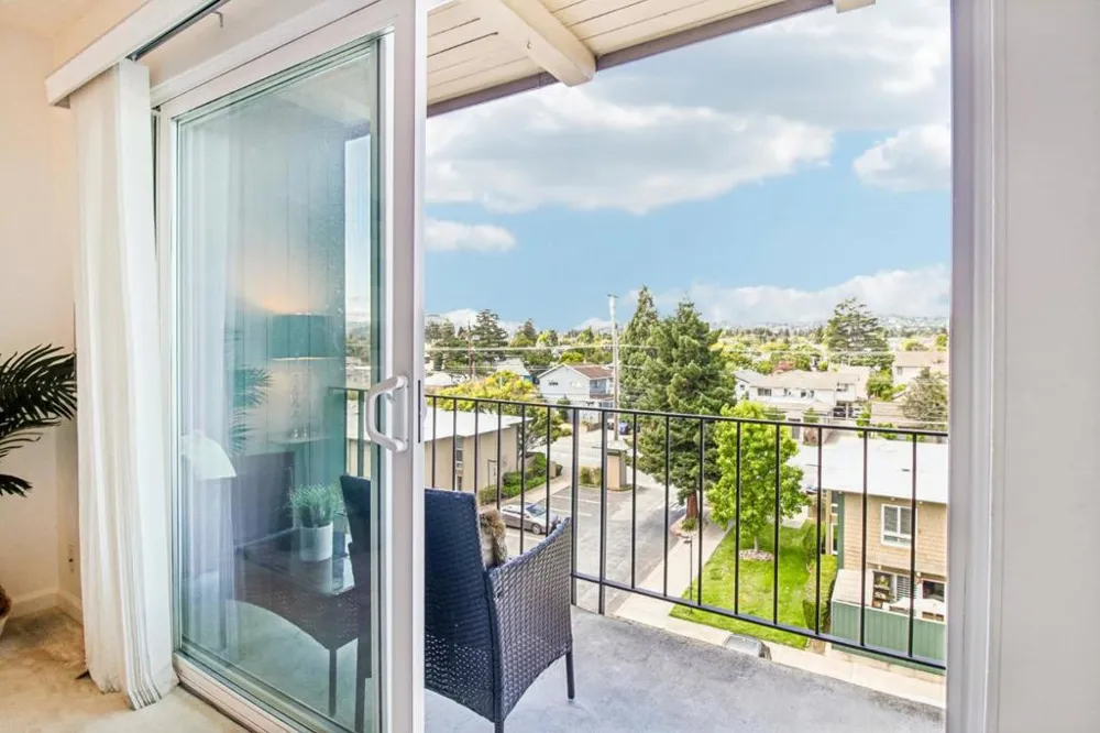 814 Delaware Street #504 San Mateo, CA 94401