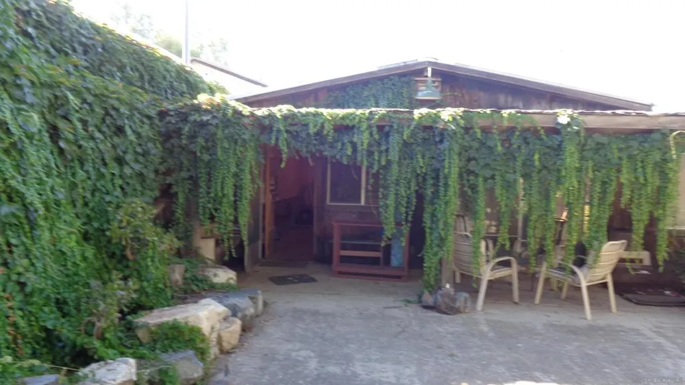 29010 Lilac Rd. Valley Center, CA 92082