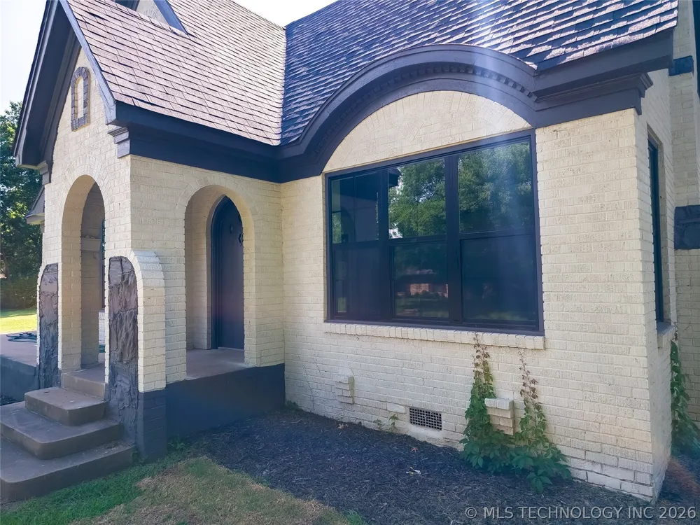 223 10th Durant, OK 74701