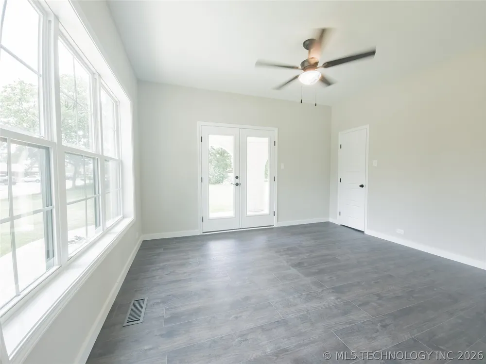 223 10th Durant, OK 74701