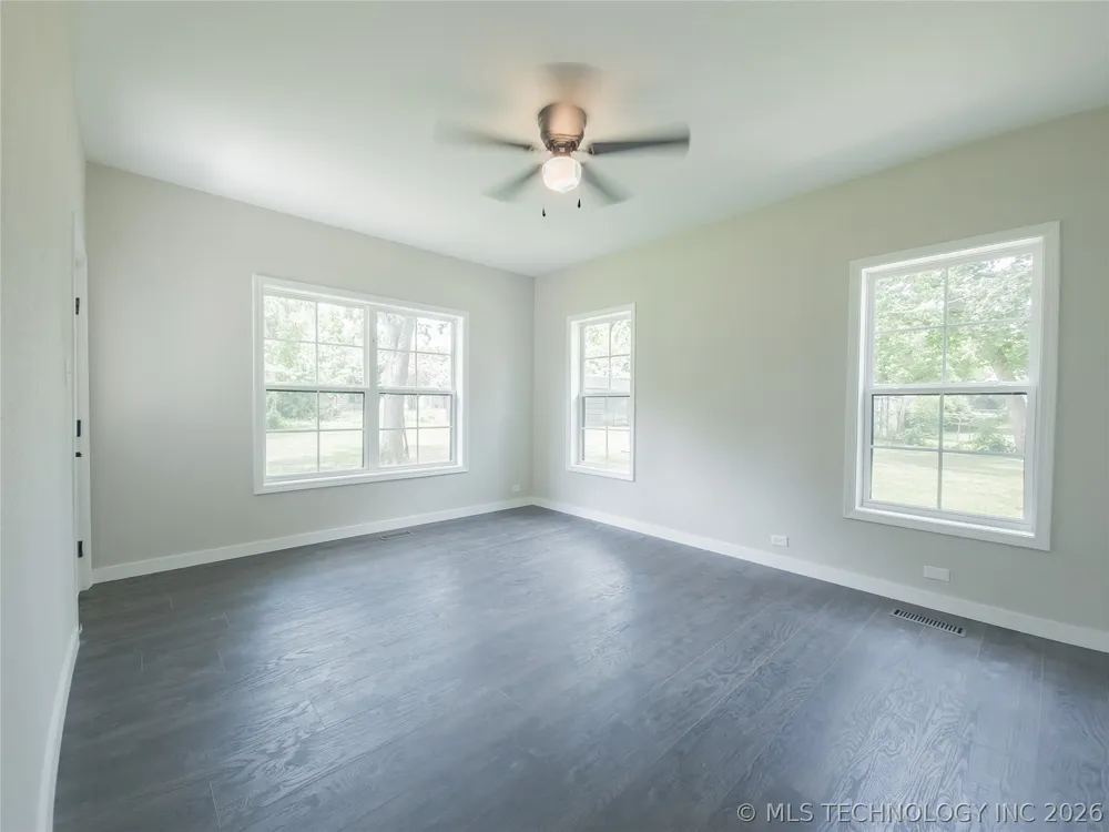 223 10th Durant, OK 74701