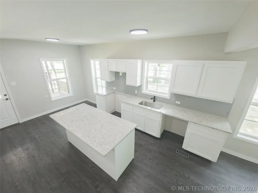 223 10th Durant, OK 74701