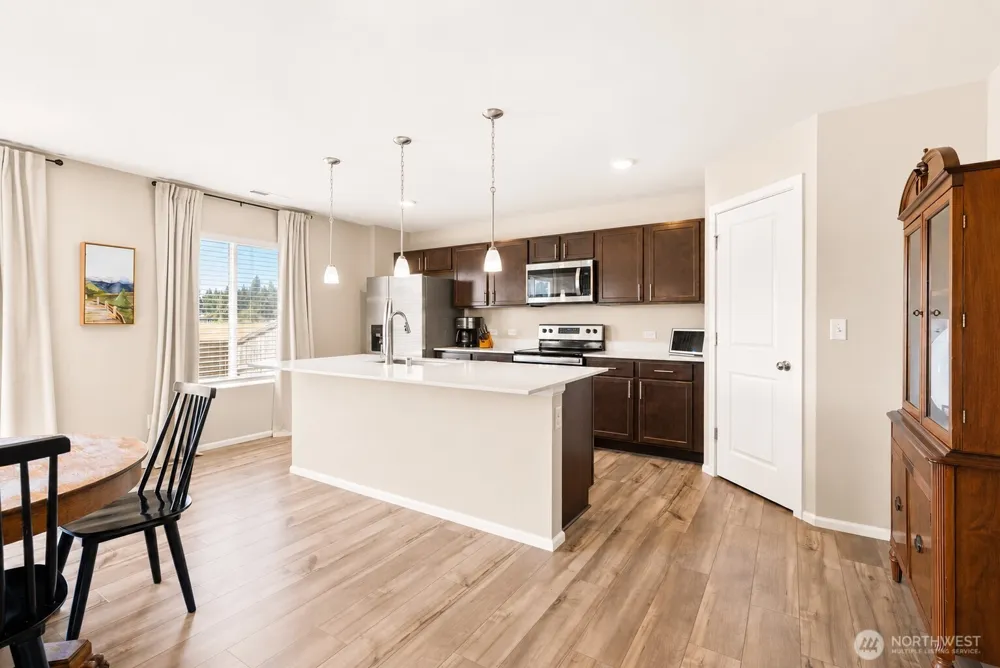 15115 Iverson Loop SE Yelm, WA 98597