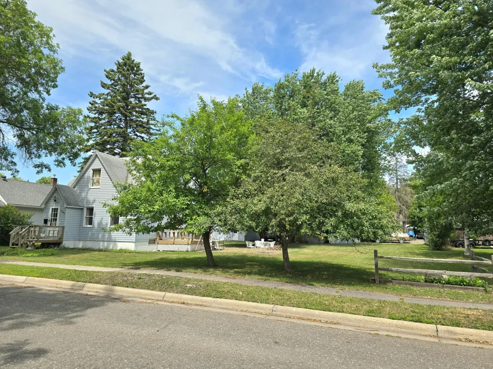 1020 8th Street International Falls, MN 56649