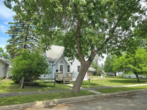 1020 8th Street