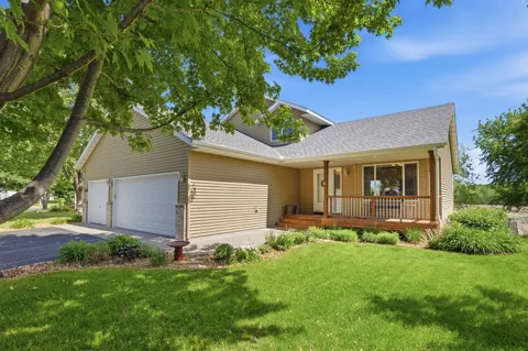 1228 Leo Lane