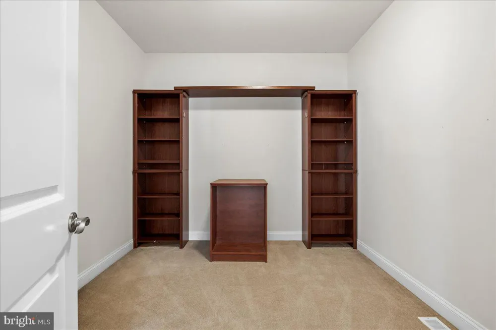 11846 CHAPEL ROAD Clifton, VA 20124