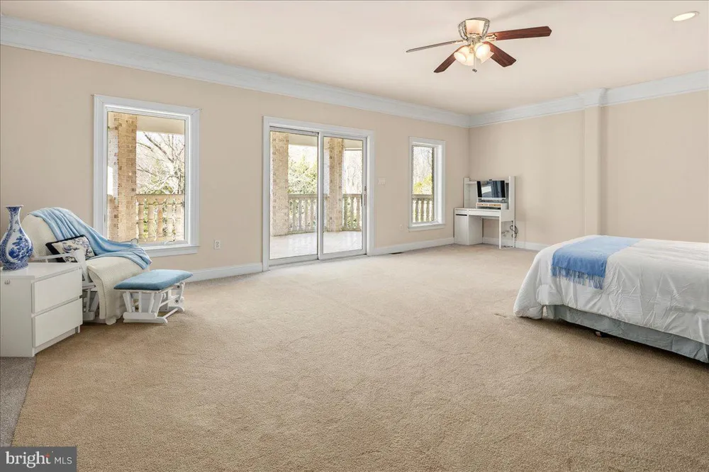11846 CHAPEL ROAD Clifton, VA 20124