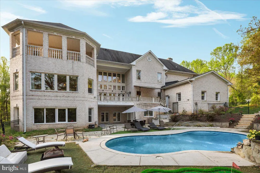 11846 CHAPEL ROAD Clifton, VA 20124
