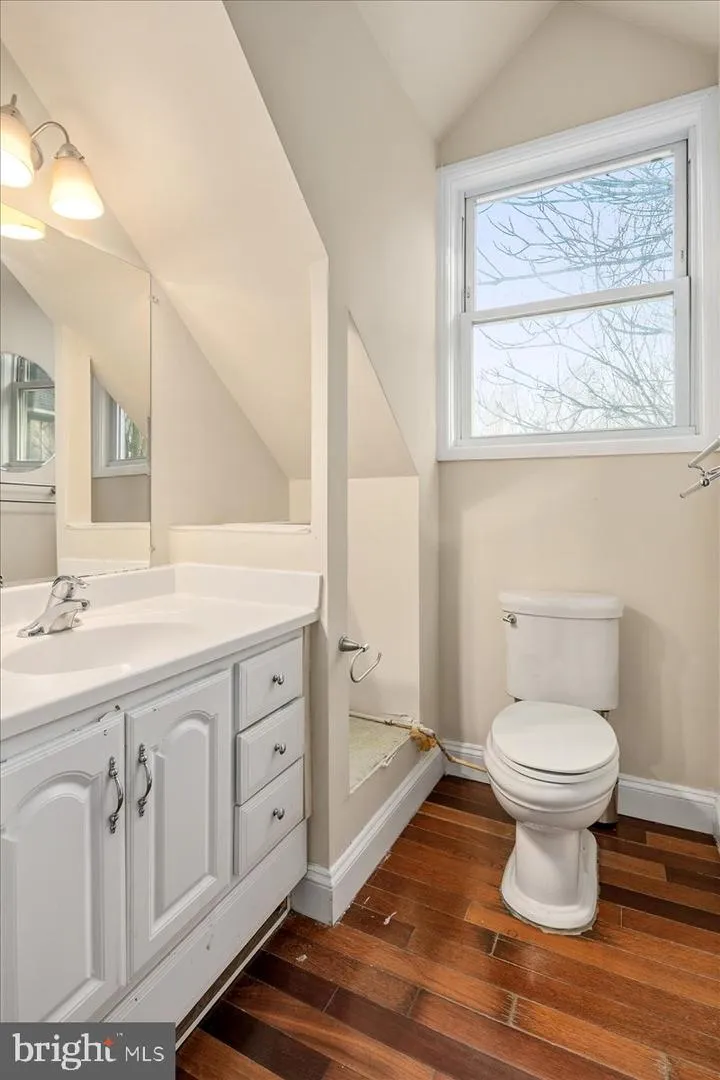 11846 CHAPEL ROAD Clifton, VA 20124