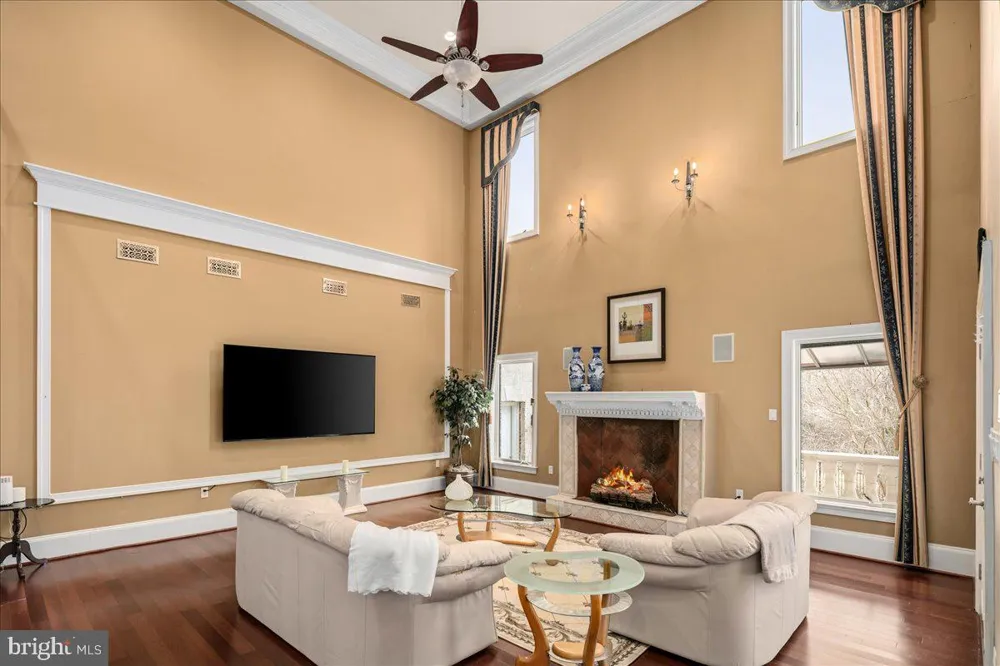 11846 CHAPEL ROAD Clifton, VA 20124