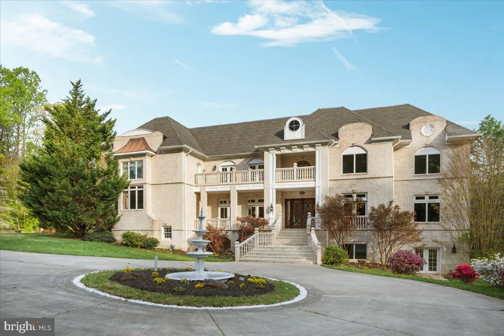 11846 CHAPEL ROAD Clifton, VA 20124