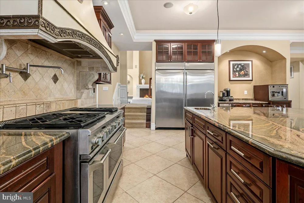 11846 CHAPEL ROAD Clifton, VA 20124