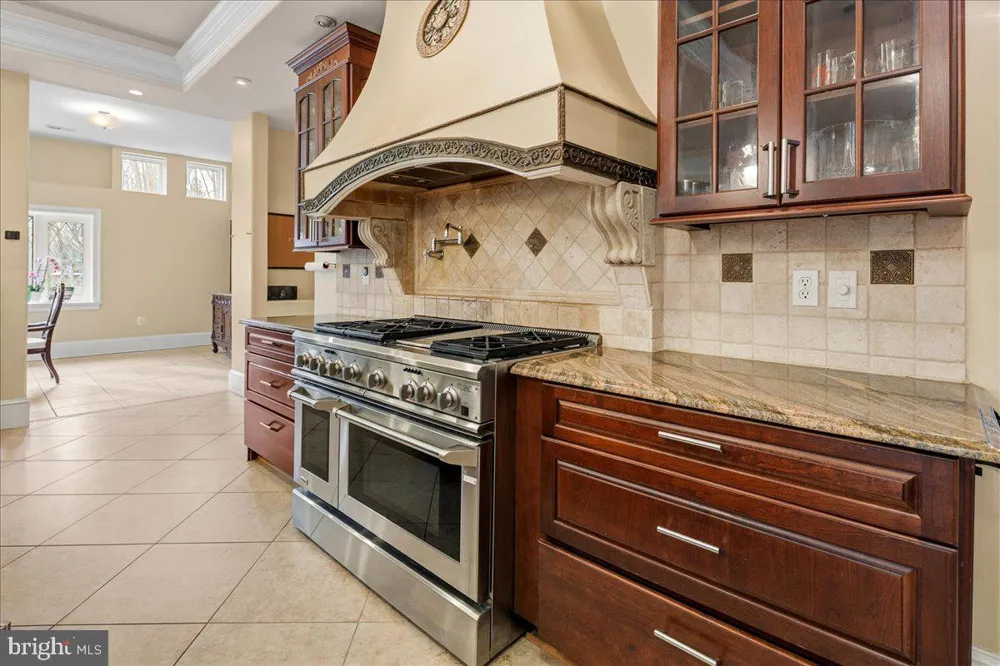 11846 CHAPEL ROAD Clifton, VA 20124