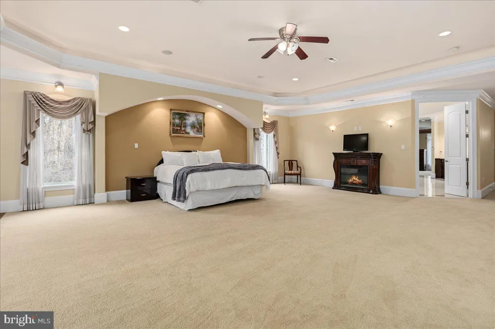 11846 CHAPEL ROAD Clifton, VA 20124