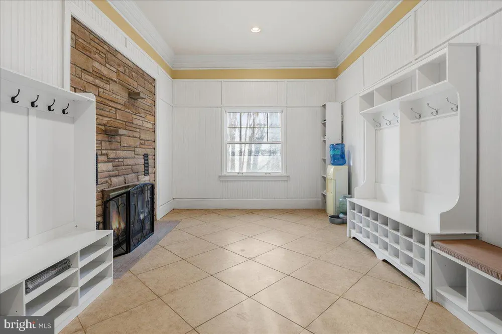 11846 CHAPEL ROAD Clifton, VA 20124