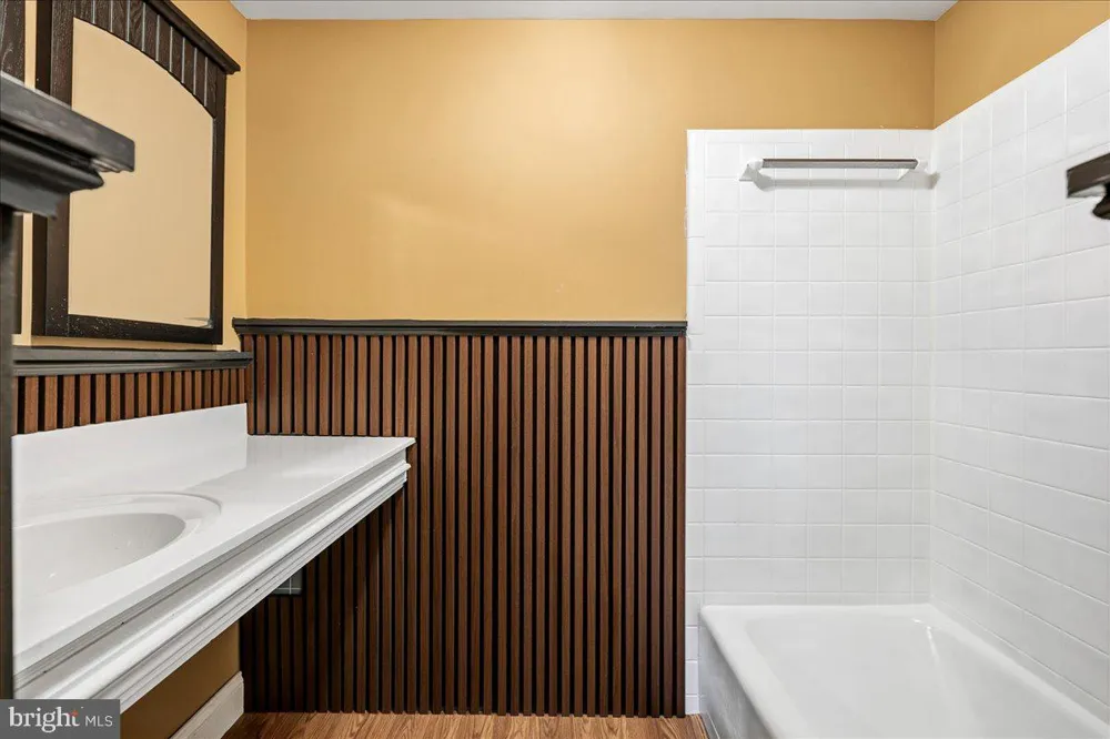 11846 CHAPEL ROAD Clifton, VA 20124