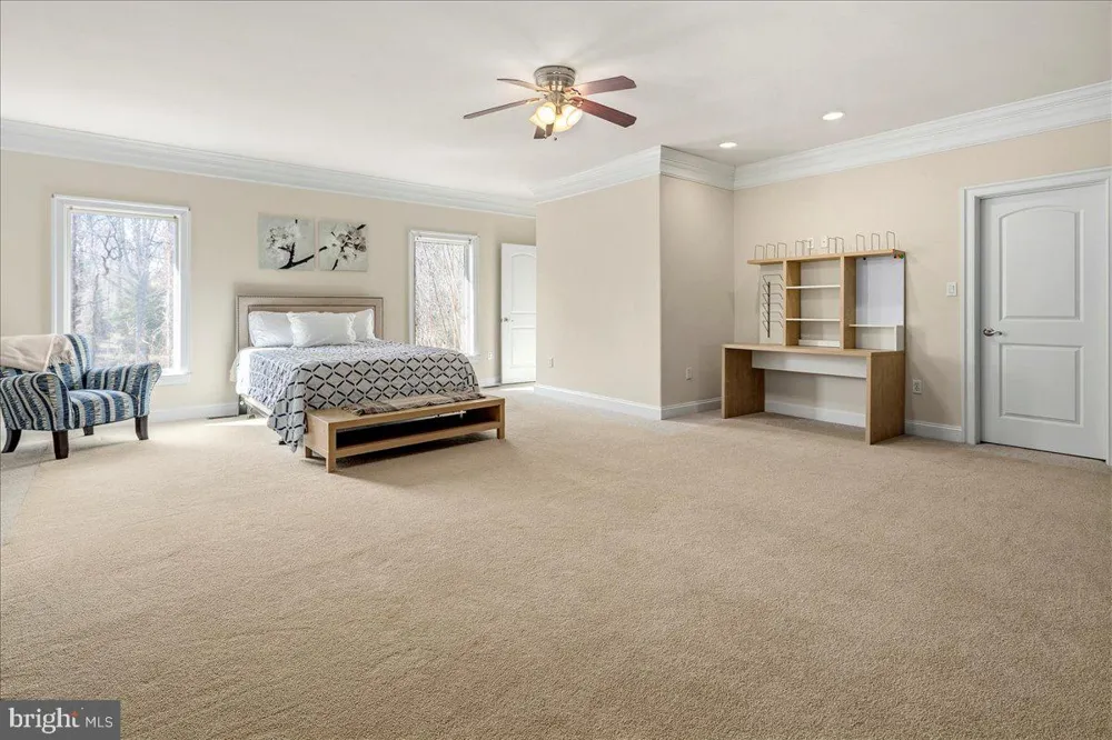 11846 CHAPEL ROAD Clifton, VA 20124