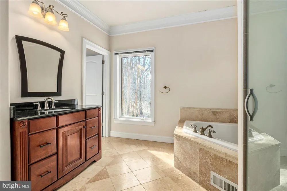 11846 CHAPEL ROAD Clifton, VA 20124
