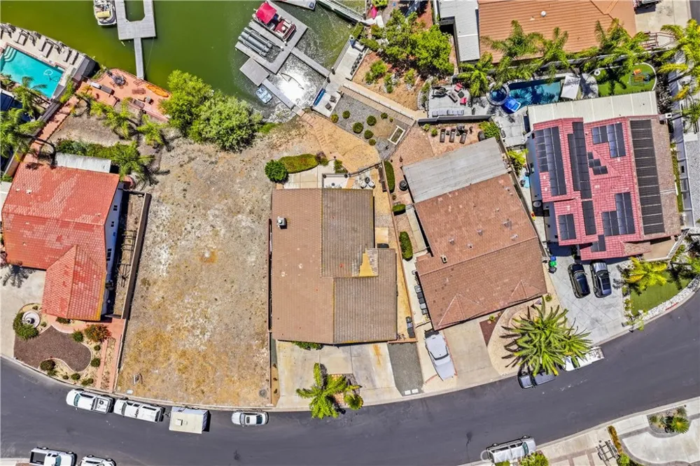 21931 Strawberry Canyon Lake, CA 92587