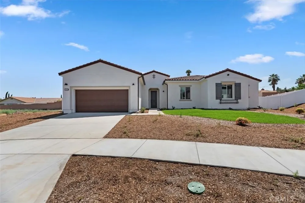 1438 E Highland Avenue Redlands, CA 92374