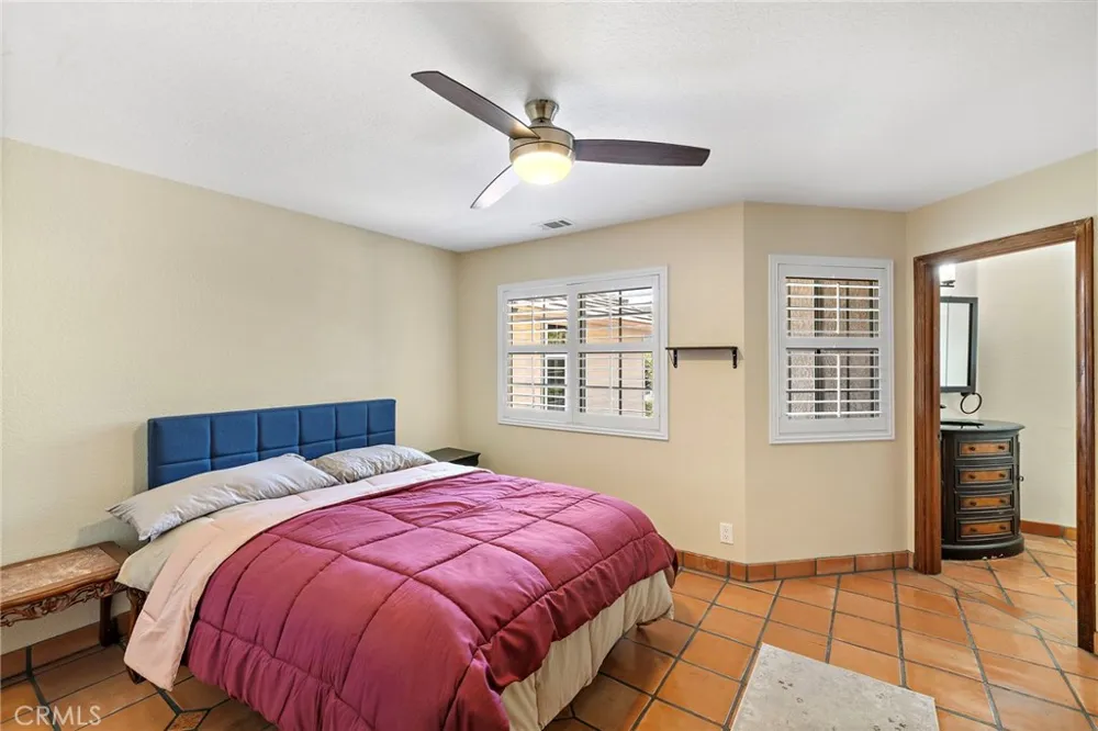 24375 Landover Laguna Hills, CA 92653
