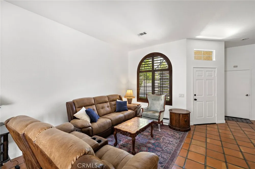 24375 Landover Laguna Hills, CA 92653