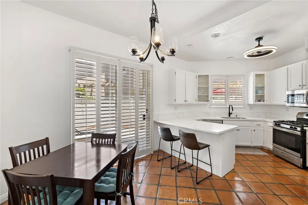 24375 Landover Laguna Hills, CA 92653