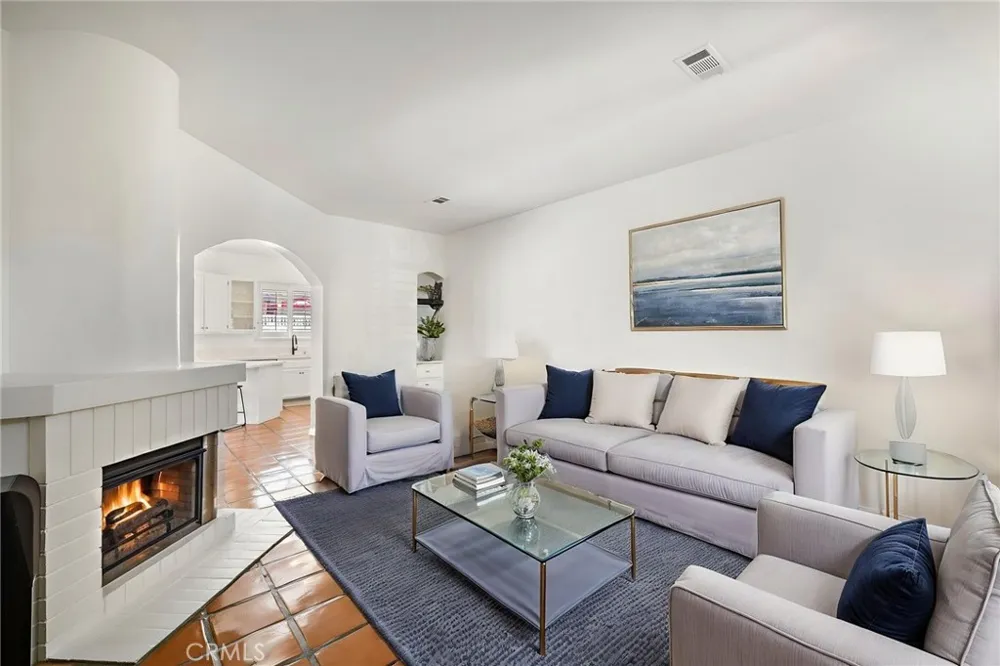 24375 Landover Laguna Hills, CA 92653