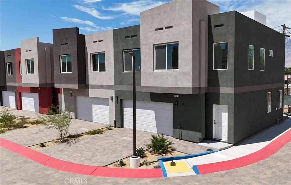 33040 Rancho Vista Drive Cathedral City, CA 92234
