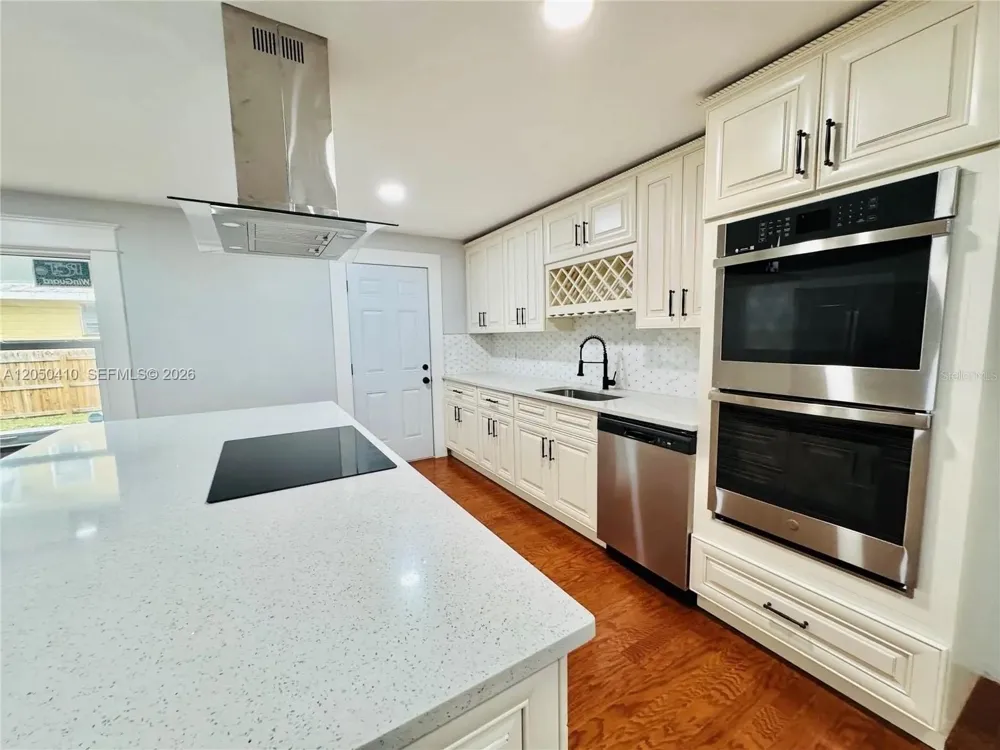 1017 E 19 AVE #0 Tampa, FL 33605