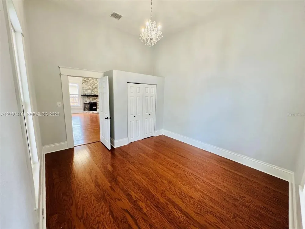 1017 E 19 AVE #0 Tampa, FL 33605