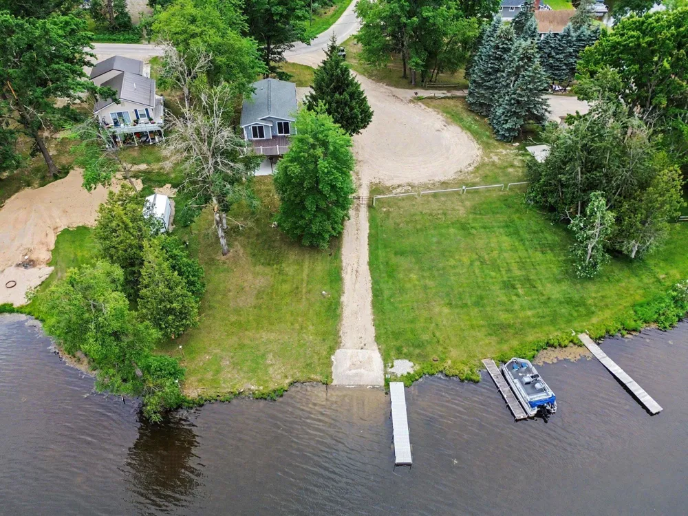 6820 W Shore Drive Sherman Township, MI 48893