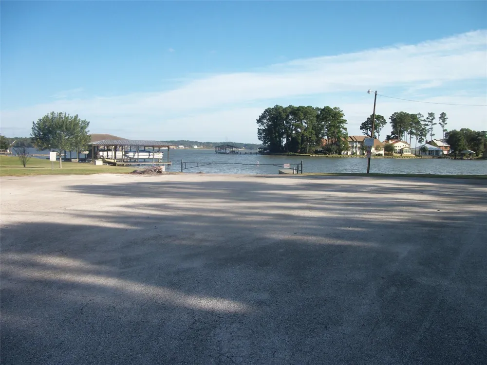 497 Valleyview Drive Onalaska, TX 77360