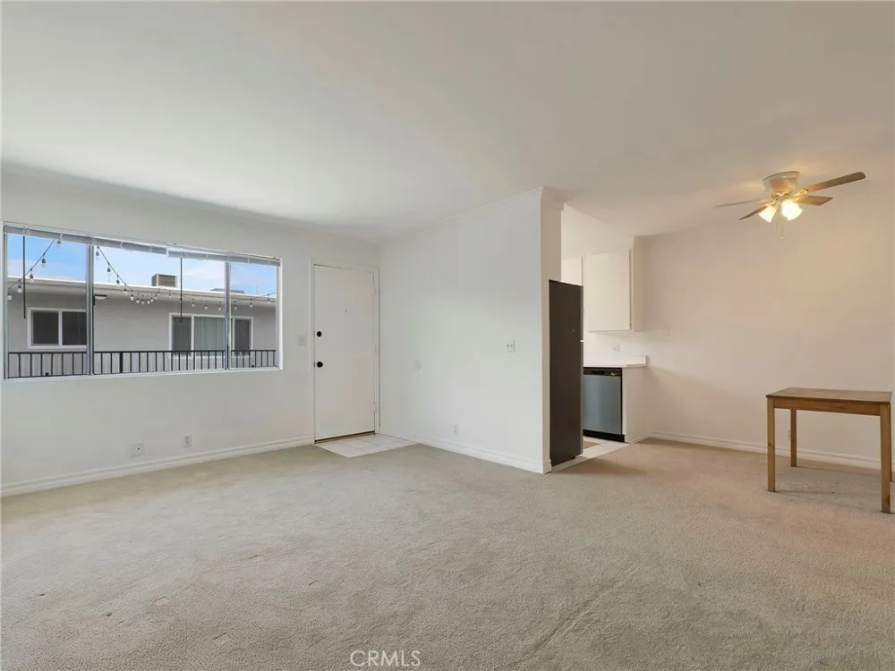 525 S Shelton Street #205 Burbank, CA 91506