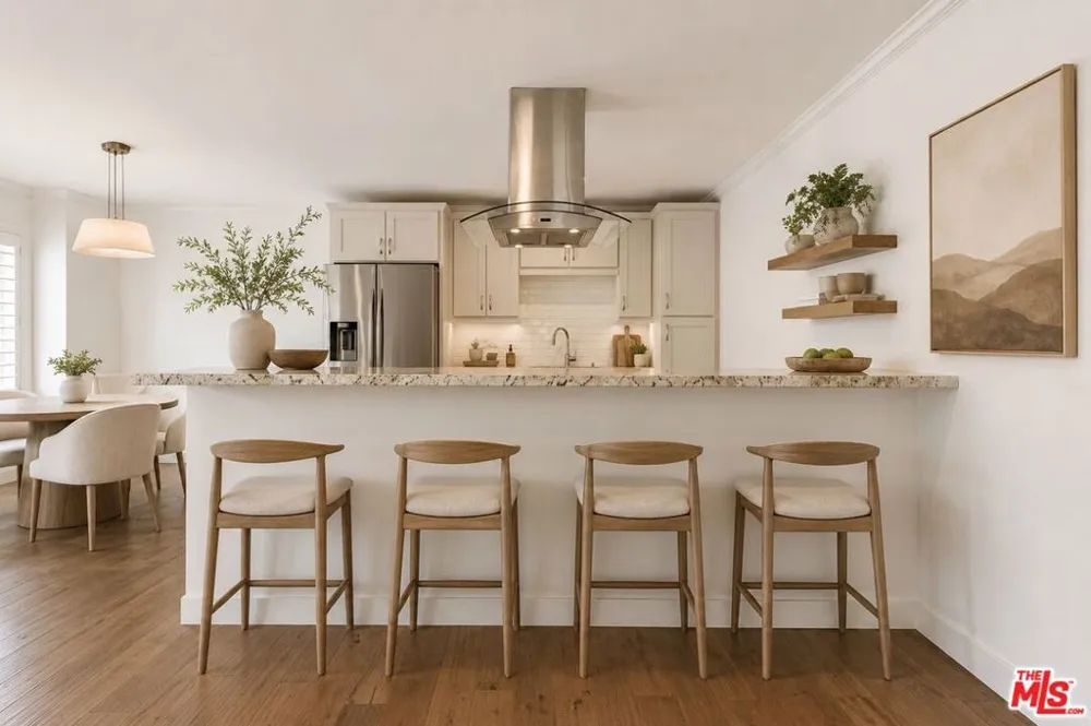 933 11th Street #21 Santa Monica, CA 90403