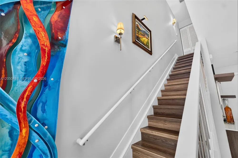 405 NE 35th Ct #5 Oakland Park, FL 33334