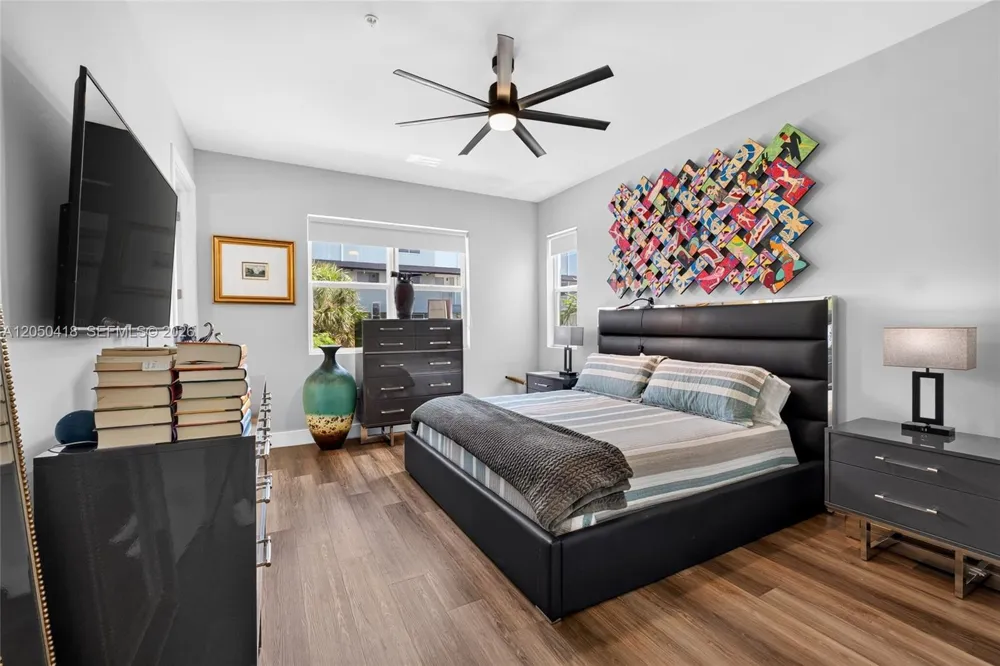 405 NE 35th Ct #5 Oakland Park, FL 33334