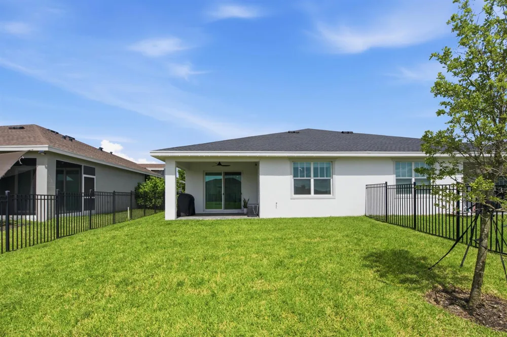 1397 Haywagon Trail Loxahatchee, FL 33470