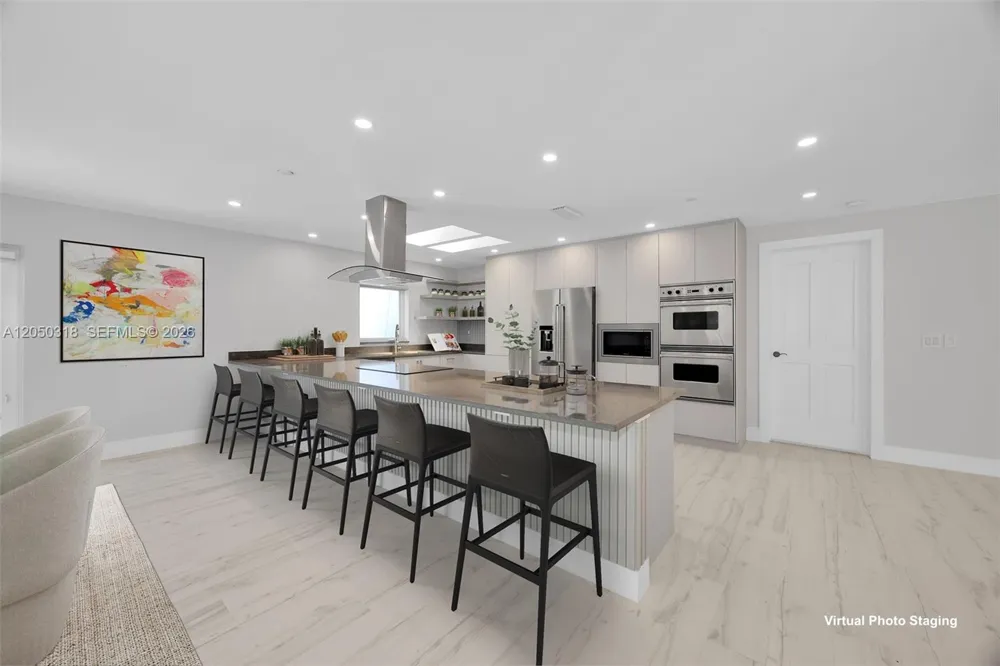 8303 Old Cutler Rd Coral Gables, FL 33143