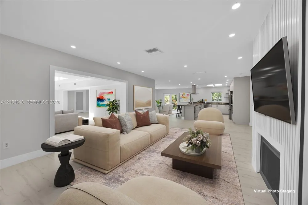 8303 Old Cutler Rd Coral Gables, FL 33143
