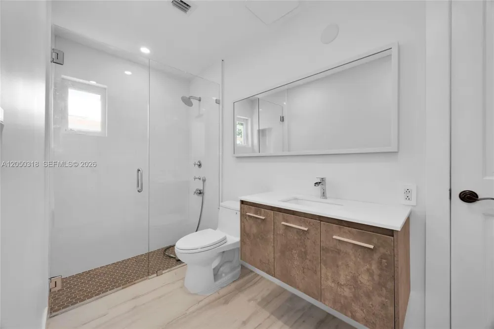8303 Old Cutler Rd Coral Gables, FL 33143