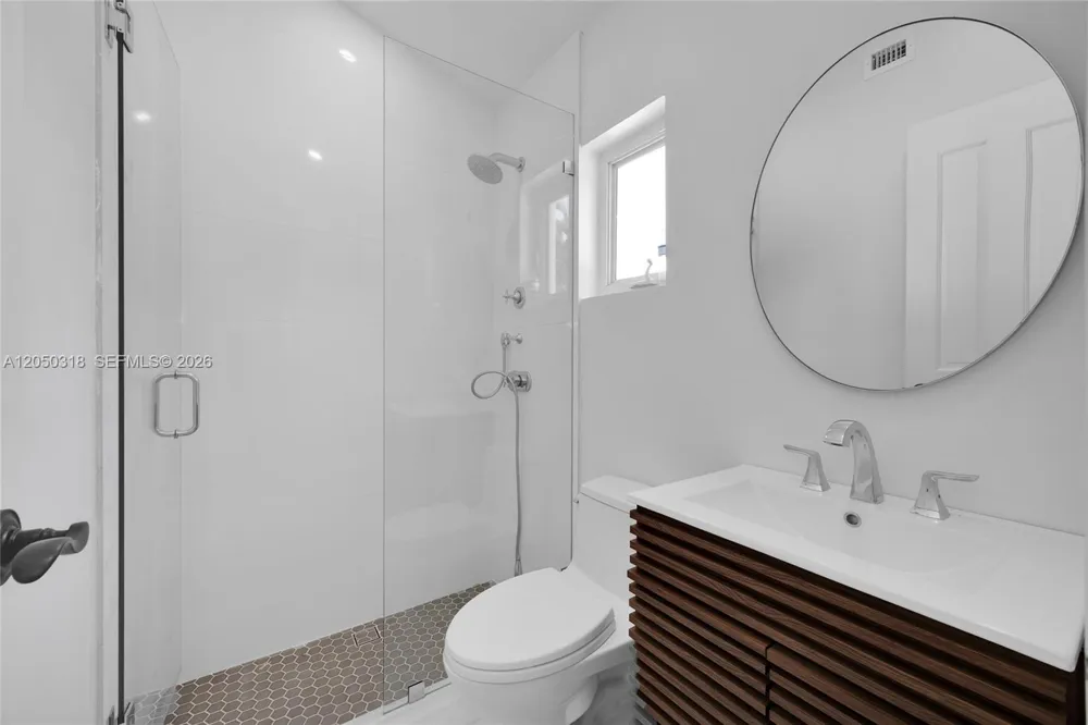 8303 Old Cutler Rd Coral Gables, FL 33143